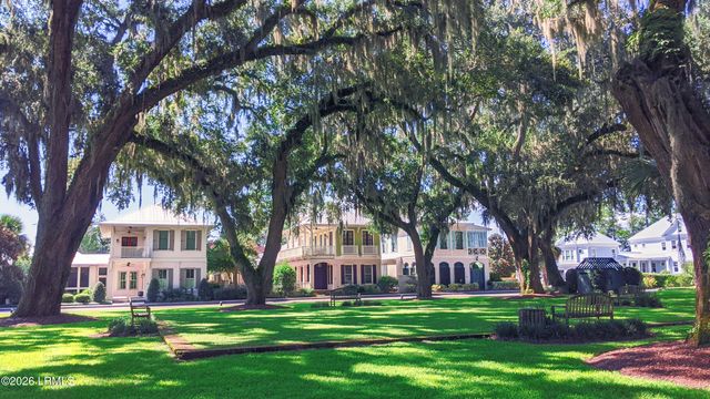 76 Old Oyster Factory Road, Beaufort, SC 29906