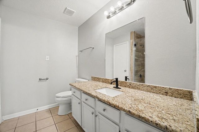 2015 Greencrest Drive, Missouri City, TX 77489