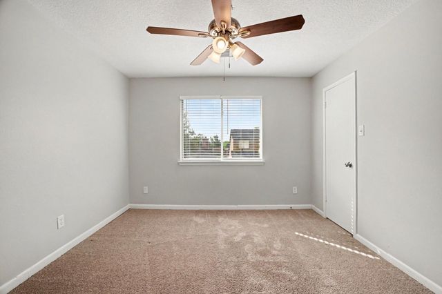 2015 Greencrest Drive, Missouri City, TX 77489