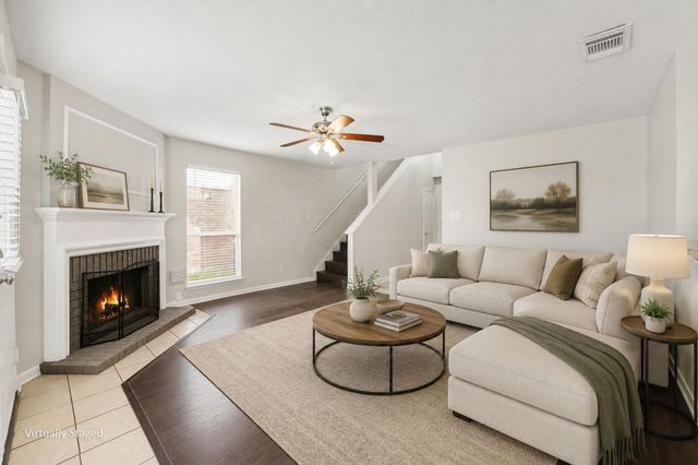2015 Greencrest Drive, Missouri City, TX 77489