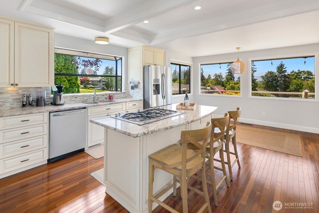 1133 8th Drive, Mukilteo, WA 98275