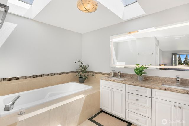 1133 8th Drive, Mukilteo, WA 98275