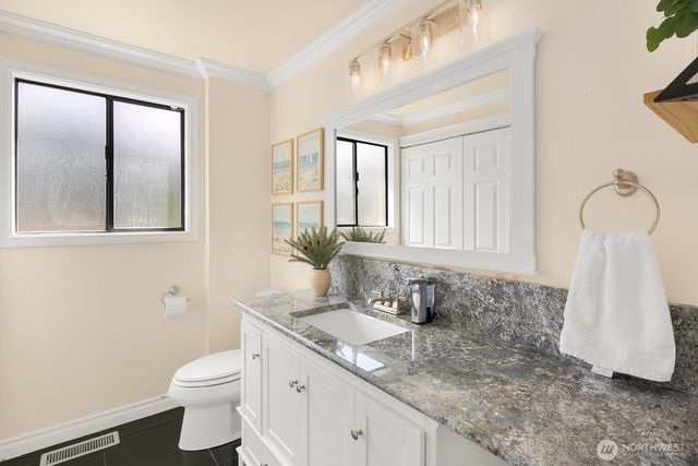1133 8th Drive, Mukilteo, WA 98275