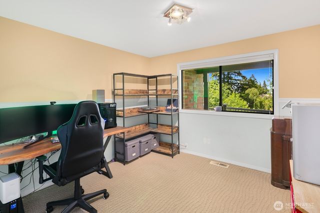 1133 8th Drive, Mukilteo, WA 98275