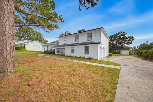 3721 Robertson Court, Mobile, AL 36693