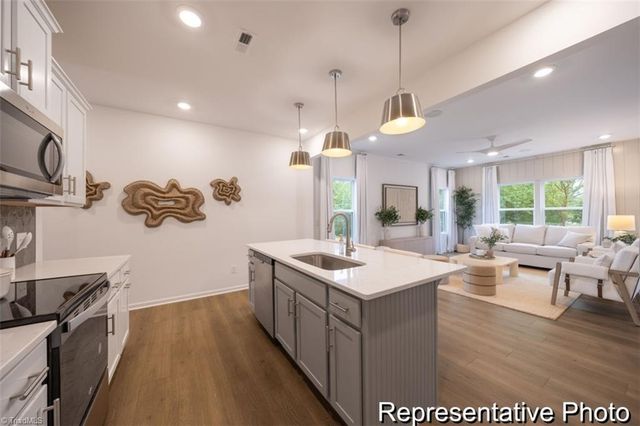 6927 Baler Way 9, Thomasville, NC 27360