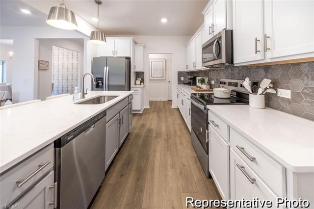 6927 Baler Way 9, Thomasville, NC 27360