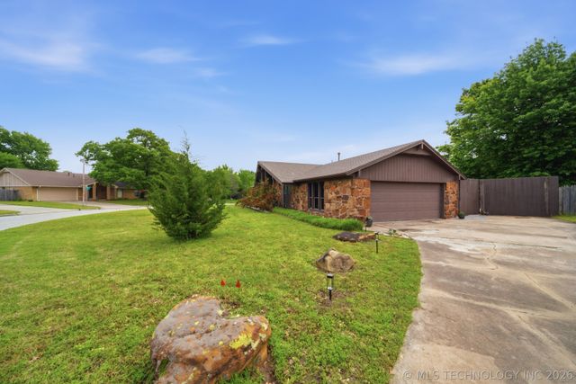 7907 S 71st East Avenue, Tulsa, OK 74133