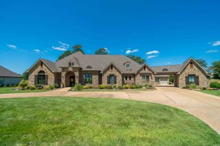202 Arlington Park Court, Hot Springs, AR 71901