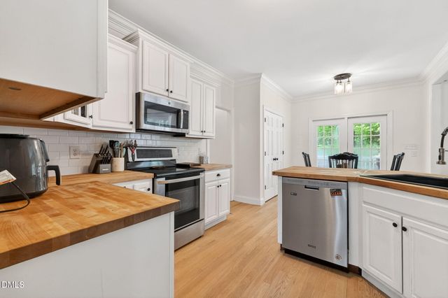 130 Pea Island Circle, Garner, NC 27529