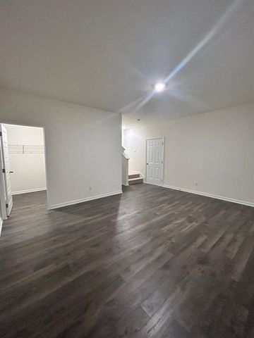 1253 Cades Walk, Lawrenceville, GA 30045