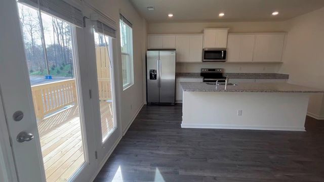 1253 Cades Walk, Lawrenceville, GA 30045