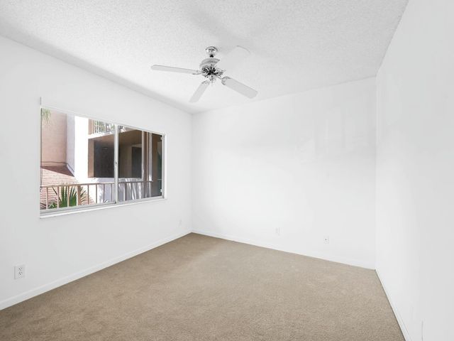 7321 Amberly Lane 206, Delray Beach, FL 33446