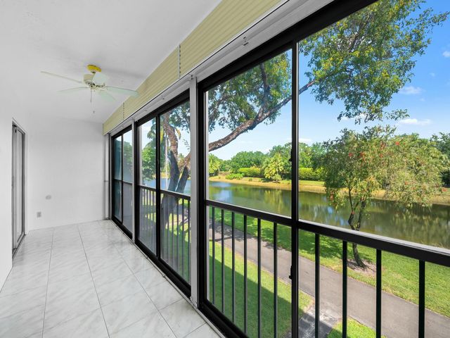 7321 Amberly Lane 206, Delray Beach, FL 33446