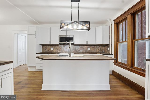 33 SPRENKLE AVE, Hanover, PA 17331