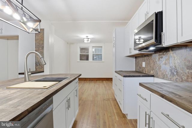 33 SPRENKLE AVE, Hanover, PA 17331