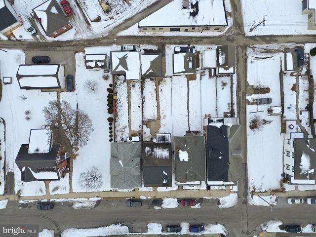 33 SPRENKLE AVE, Hanover, PA 17331