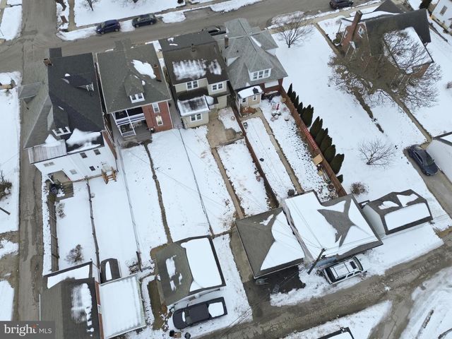 33 SPRENKLE AVE, Hanover, PA 17331