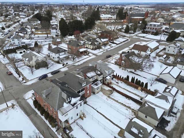 33 SPRENKLE AVE, Hanover, PA 17331