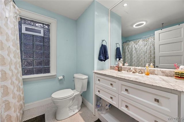 637 West Delavan Avenue S, Buffalo, NY 14222