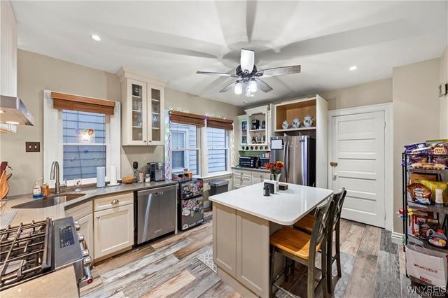 637 West Delavan Avenue S, Buffalo, NY 14222