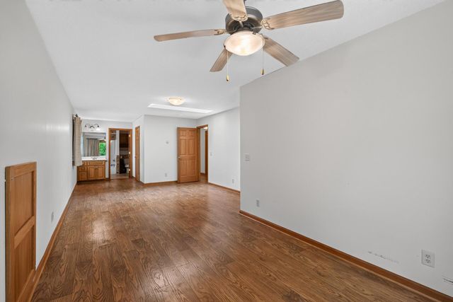 11833 Shady Oak Lane, Minnetonka, MN 55343