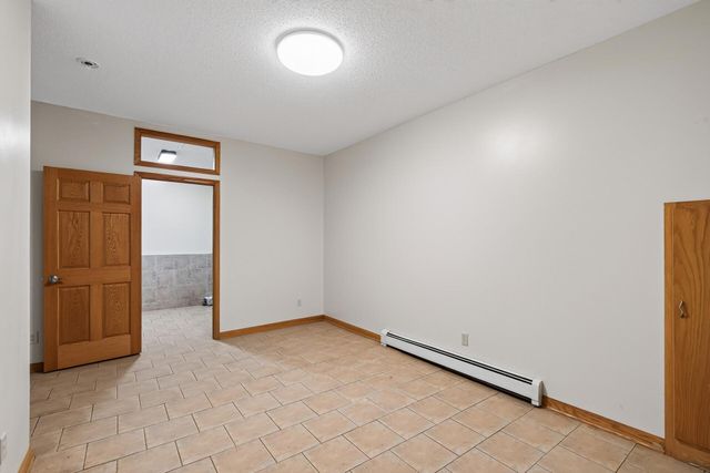 11833 Shady Oak Lane, Minnetonka, MN 55343