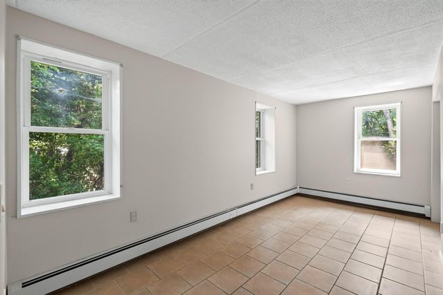 11833 Shady Oak Lane, Minnetonka, MN 55343