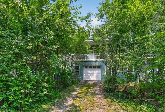 11833 Shady Oak Lane, Minnetonka, MN 55343
