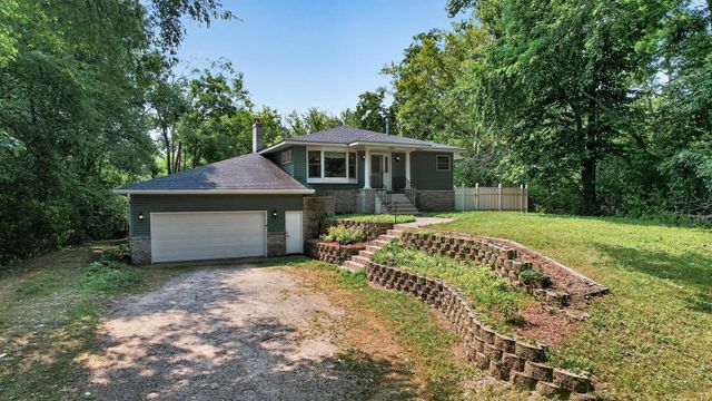 11833 Shady Oak Lane, Minnetonka, MN 55343