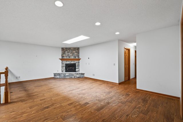 11833 Shady Oak Lane, Minnetonka, MN 55343