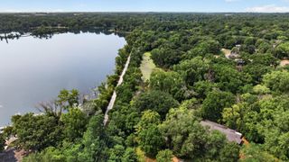 11833 Shady Oak Lane, Minnetonka, MN 55343