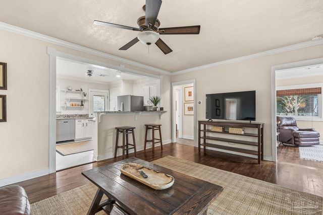 1722 E Hatton St, Pensacola, FL 32503