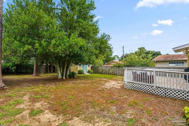 1722 E Hatton St, Pensacola, FL 32503