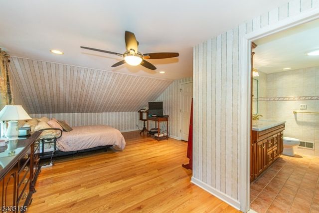 4 Hamilton Ct, Hanover Twp., NJ 07981