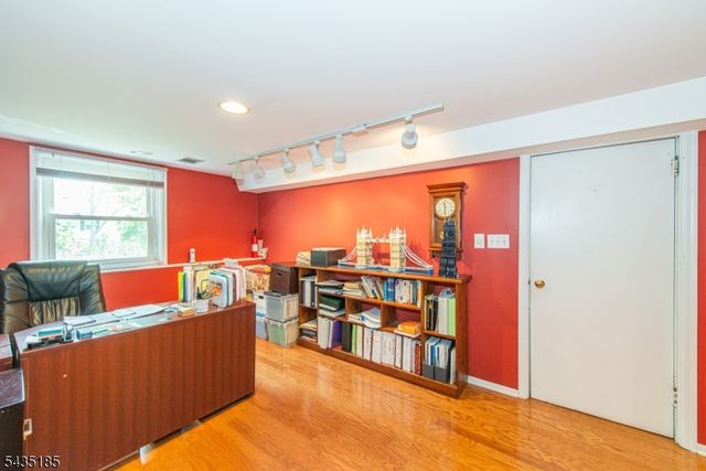 4 Hamilton Ct, Hanover Twp., NJ 07981