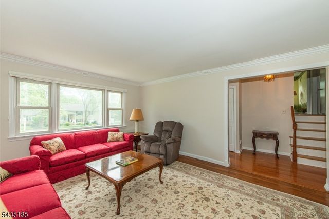 4 Hamilton Ct, Hanover Twp., NJ 07981