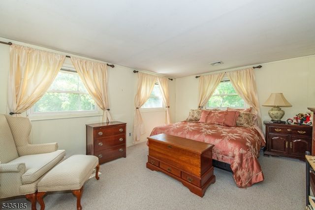 4 Hamilton Ct, Hanover Twp., NJ 07981