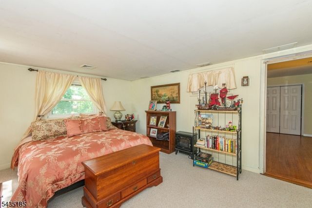 4 Hamilton Ct, Hanover Twp., NJ 07981