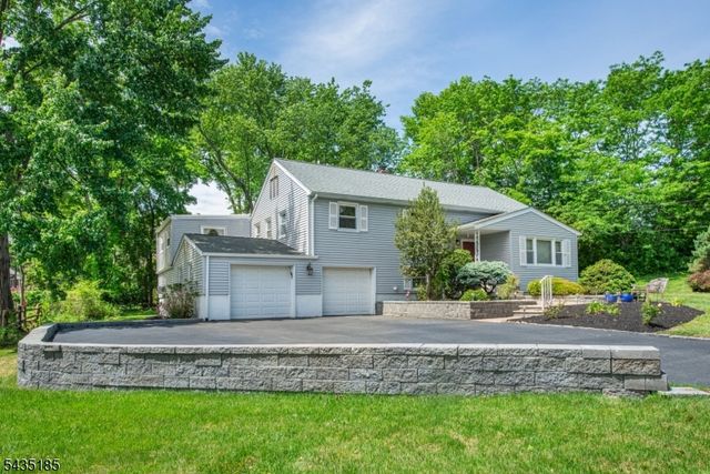 4 Hamilton Ct, Hanover Twp., NJ 07981