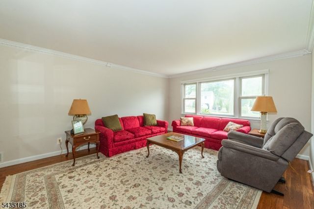 4 Hamilton Ct, Hanover Twp., NJ 07981