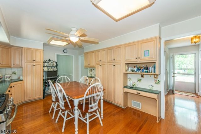 4 Hamilton Ct, Hanover Twp., NJ 07981