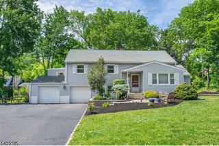 4 Hamilton Ct, Hanover Twp., NJ 07981