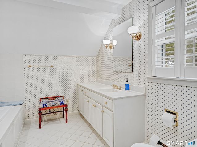 77 Beach Street, Litchfield, CT 06759