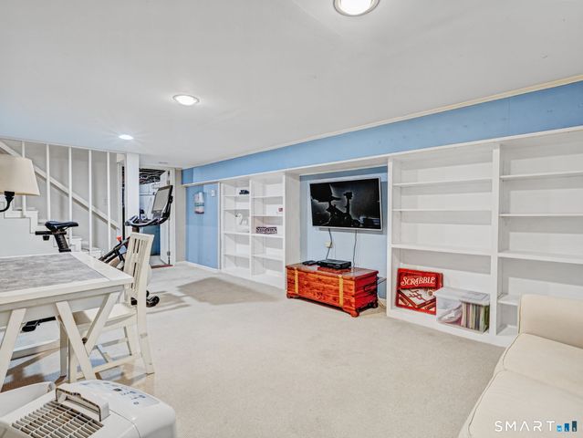 77 Beach Street, Litchfield, CT 06759