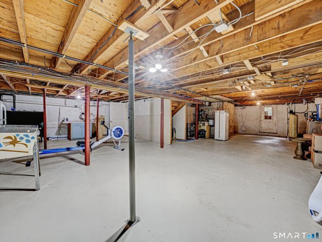 77 Beach Street, Litchfield, CT 06759