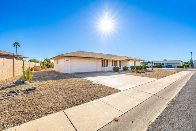 10461 W SUTTERS GOLD Lane, Sun City, AZ 85351
