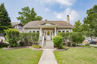 1020 S Vine Avenue, Park Ridge, IL 60068