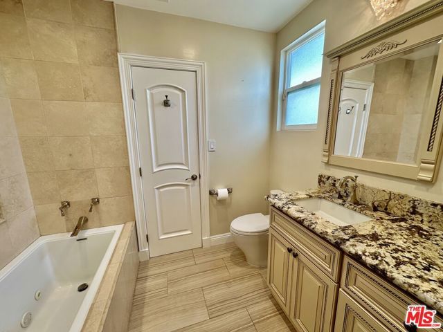 128 S Swall Drive, Beverly Hills, CA 90211