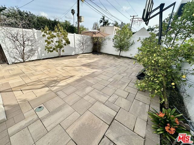 128 S Swall Drive, Beverly Hills, CA 90211